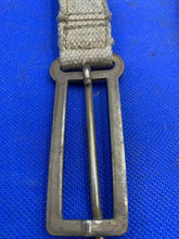 Charger l&#39;image dans la galerie, Original WW2 British Army 37 Pattern Brace Adaptors Pair
