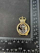 Load image into Gallery viewer, Genuine British Royal Navy Petty Officer PO Cap / Beret Badge - NEW OLD STOCK
