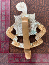 Load image into Gallery viewer, British Army WW1 / WW2 Kings Crown ROYAL SUSSEX REGIMENT cap badge with slider
