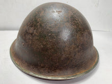 Charger l&#39;image dans la galerie, Original WW2 British / Canadian Army Mk3 Turtle Helmet
