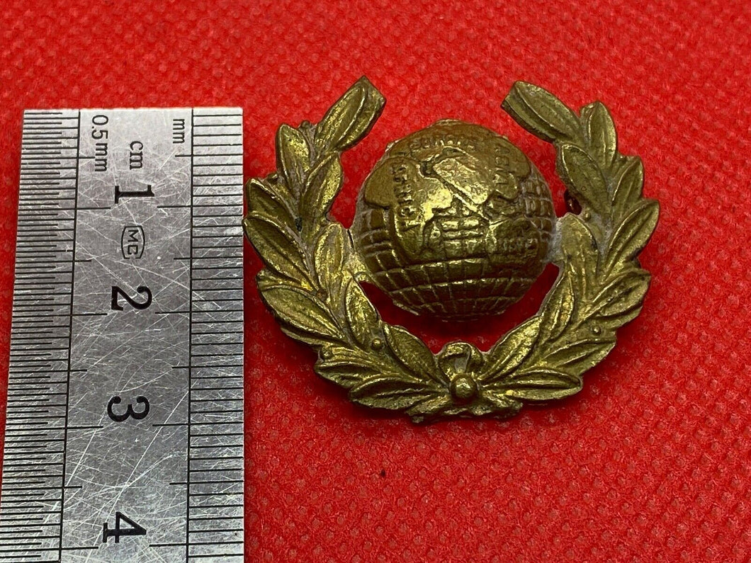 Original WW1 / WW2 British Army - Royal Marines Cap / Collar Badge