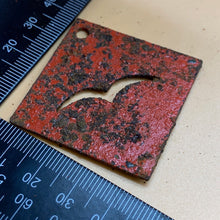 Load image into Gallery viewer, Rare Original WW2 German Luftwaffe Red Cargo Tag Relic
