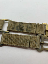 Charger l&#39;image dans la galerie, Original WW2 British Army 37 Pattern Brace Adaptors
