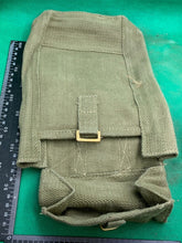 Load image into Gallery viewer, Original British Army 37 Pattern Bren Pouch - WW2 Pattern
