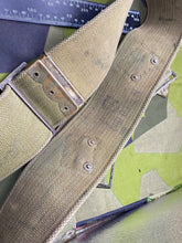 Charger l&#39;image dans la galerie, Original WW1 British Army 1908 Pattern Webbing Belt 36&quot; Waist
