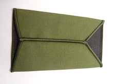 Charger l&#39;image dans la galerie, OD Green Rank Slides / Epaulette Pair Genuine British Army - RHA Lance Corporal
