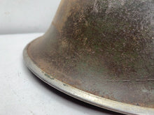 Lade das Bild in den Galerie-Viewer, Original WW2 British / Canadian Army Mk3 Turtle Helmet
