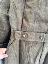 Charger l&#39;image dans la galerie, Genuine French Army Greatcoat - Ideal for WW2 US Army Reenactment
