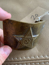 Load image into Gallery viewer, Genuine WW2 USSR Russian Soldiers Army Brass Belt Buckle - #20
