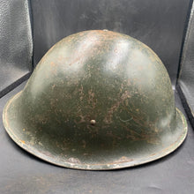 Load image into Gallery viewer, British / Canadian Army WW2 Mk3 Turtle Helmet - Complete with Liner
