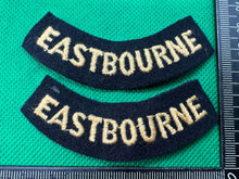 Lade das Bild in den Galerie-Viewer, Original WW2 British Home Front Civil Defence Eastbourne Shoulder Titles
