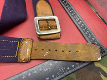 Charger l&#39;image dans la galerie, WW2 British Army Hussars Blue Canvas and Leather Belt with Fittings
