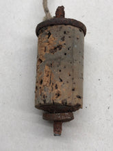 Lade das Bild in den Galerie-Viewer, Original WW1 / WW2 British Army Water Bottle Cork Lid
