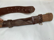 Load image into Gallery viewer, Original WW1 / WW2 British Army Officers Sam Browne Belt - 32&quot; Waist
