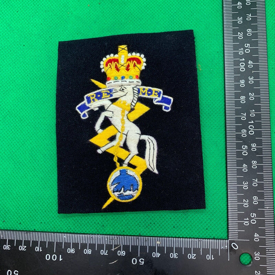 British Army Royal Electrical Mechanical Engineers REME Embroidered Blazer Badge