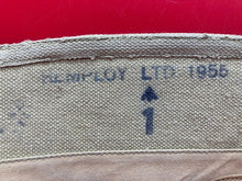 Load image into Gallery viewer, Original British Army Soldiers Gaiter Spat 37 Pattern Webbing (Single)
