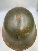 Charger l&#39;image dans la galerie, Original WW2 British / Canadian Army Mk3 Turtle Combat Helmet &amp; Liner
