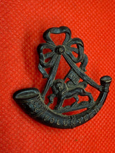Charger l&#39;image dans la galerie, British Army WW1 Volunteer Force &quot;London Volunteer Rifles&quot; Cap Badge
