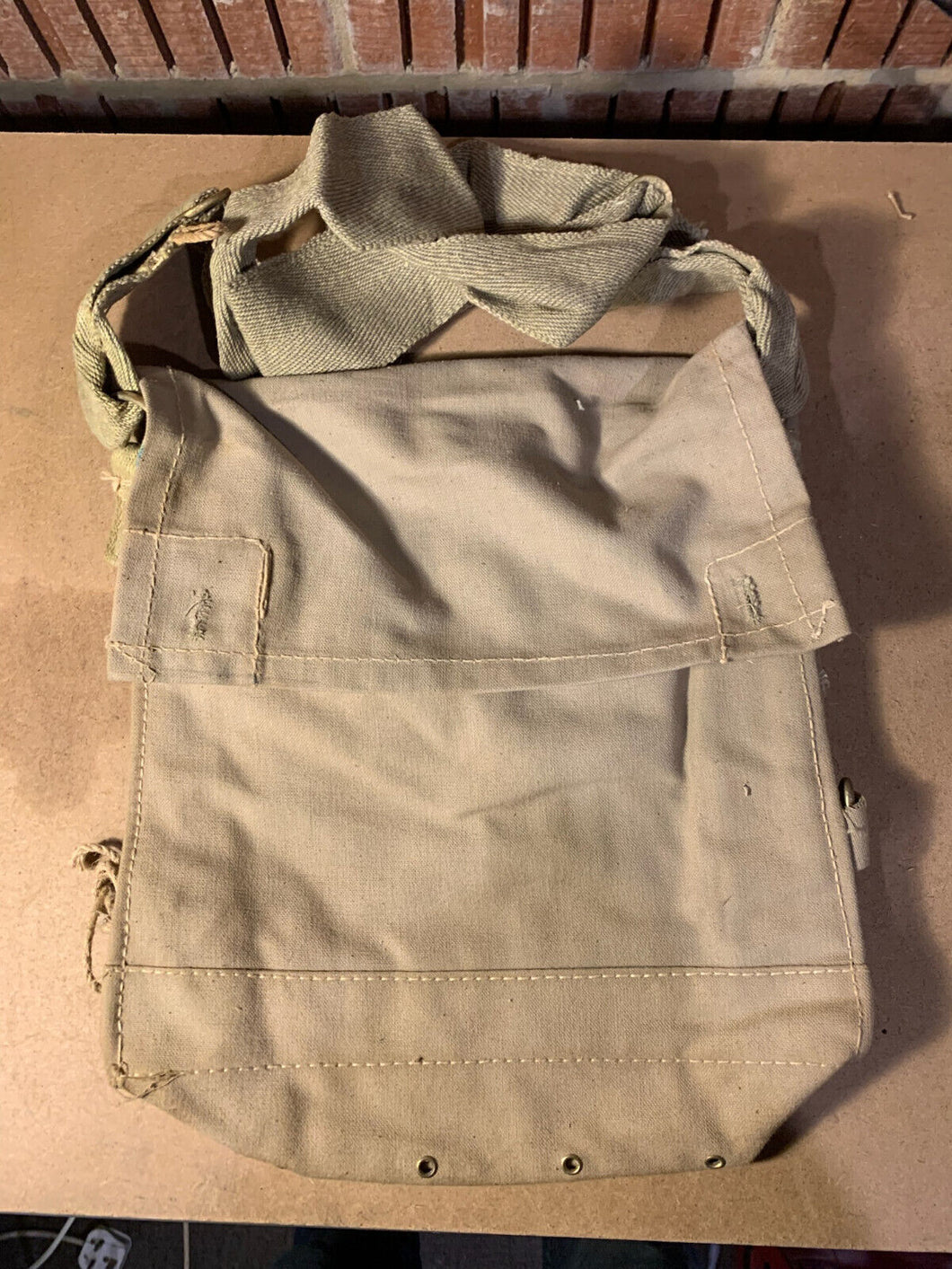 Original WW2 British Army Indian Made Soldiers Gas Mask Bag & Strap - 1943 Dated