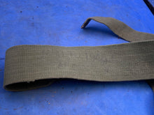 Charger l&#39;image dans la galerie, Original WW2 British Army 44 Pattern Shoulder Strap - 1945 Dated
