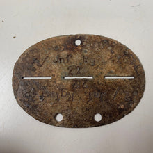Load image into Gallery viewer, Original WW2 German Army Soldiers Dog Tags - 2./ Jnf.Rgt 426  - B9

