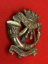 Charger l&#39;image dans la galerie, Victorian British Army 1st Volunteer Battalion Duke of Cornwall&#39;s LI Cap Badge
