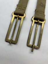 Charger l&#39;image dans la galerie, Original WW2 British Army 37 Pattern Brace Adaptors - 1945 Dated
