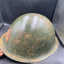 Load image into Gallery viewer, British / Canadian Army WW2 Mk3 Turtle Helmet - Complete with Liner
