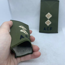 Load image into Gallery viewer, Cadet ACF OD Green Rank Slides / Epaulette Pair Genuine British Army - NEW
