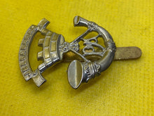 Load image into Gallery viewer, WW1 / WW2 British Army SOMERSET LIGHT INFANTRY White Metal Cap Badge.
