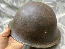 Charger l&#39;image dans la galerie, Original WW2 British / Canadian Army Mk3 Turtle Helmet &amp; Liner
