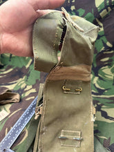 Load image into Gallery viewer, Original WW2 British Army Soldiers Assault Gas Mask Bag
