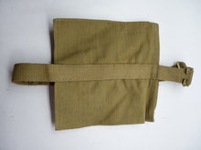 Charger l&#39;image dans la galerie, Original WW2 1942 Dated British Army 37 Pattern Water Bottle Carrier Harness
