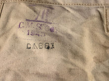 Load image into Gallery viewer, Original WW2 British Army Indian Made Soldiers Gas Mask Bag &amp; Strap - 1943 Dated
