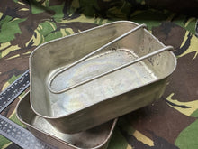 Load image into Gallery viewer, Original WW2 British Army Soldiers Mess Tin Set - Used Original
