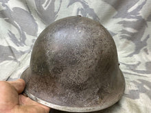 Charger l&#39;image dans la galerie, Original WW2 Canadian / British Army Mk3 High Rivet Turtle Helmet &amp; Liner
