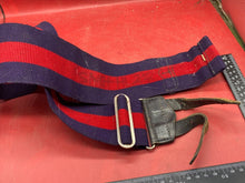 Charger l&#39;image dans la galerie, A British Army Household Division Stable Belt - great condition. 32&quot; Waist.
