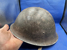 Charger l&#39;image dans la galerie, WW2 British / Canadian Army Mk3 Combat Turtle Helmet &amp; Liner
