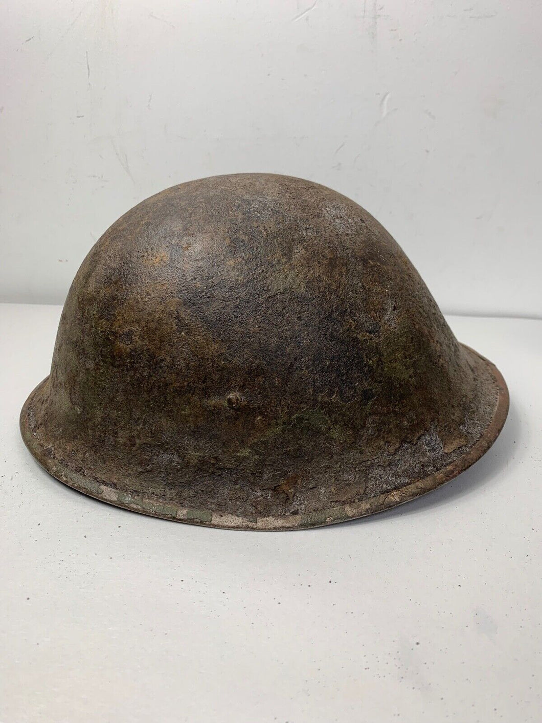 Mk3 Canadian / British Army Original WW2 Turtle Helmet High Rivet