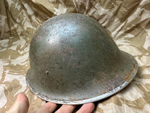 Charger l&#39;image dans la galerie, WW2 Mk3 High Rivet Turtle - British / Canadian Army Helmet - Nice Original
