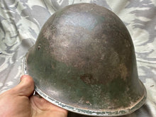 Charger l&#39;image dans la galerie, Original WW2 British / Canadian Army Mk3 High Rivet Turtle Helmet &amp; Liner
