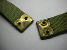 Charger l&#39;image dans la galerie, Original WW2 British Army 37 Pattern Shoulder Strap - 1945 Dated
