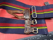 Charger l&#39;image dans la galerie, Genuine British Army Royal Marines Regimental Stable Belt. 32&quot; Waist.
