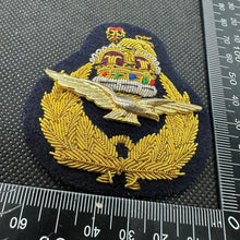 Load image into Gallery viewer, British RAF Queen&#39;s Crown Air Rank Officer&#39;s Bullion Cap Badge - UK Made
