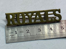 Load image into Gallery viewer, Original British Army WW1 ROYALS Regiment Shoulder Title
