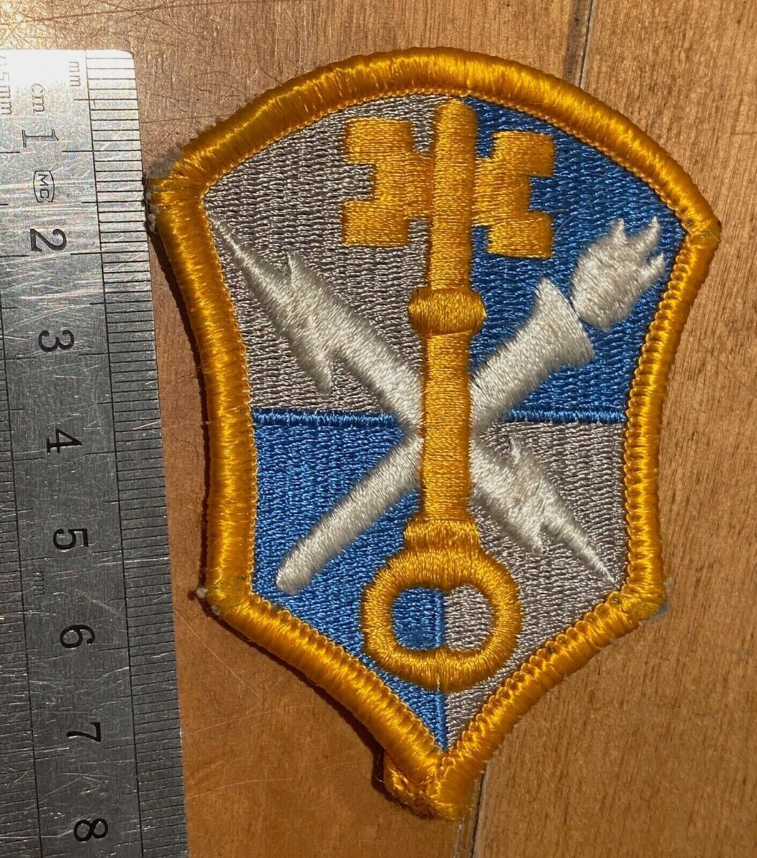 Current made US Army Divisional shoulder patch / badge. Post WW2 manufacture. - The Militaria Shop