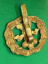 Load image into Gallery viewer, Original WW1 / WW2 British Army - South Lancashire Regiment Cap Badge
