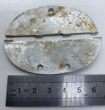 Load image into Gallery viewer, WW2 German Dog Tag - soldiers captured as a unit - No 38 - ST./K.N.A. 438 . .B42

