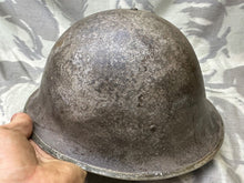 Charger l&#39;image dans la galerie, Original WW2 Canadian / British Army Mk3 High Rivet Turtle Helmet &amp; Liner
