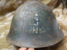 Load image into Gallery viewer, Original WW2 Onwards British Army Mk4 Turtle Helmet
